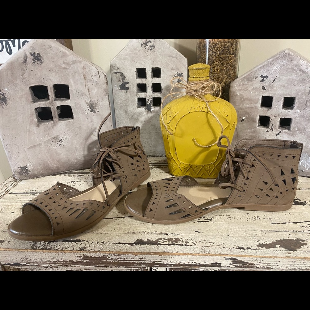 Kids Gladiator Sandals Size 3